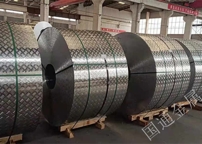 花纹铝板的特点